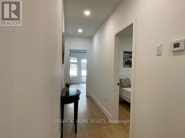Unit #3 Second Floor - 674 Manning Avenue, Toronto, Ontario  M6G 2W4 - Photo 7 - C12957758