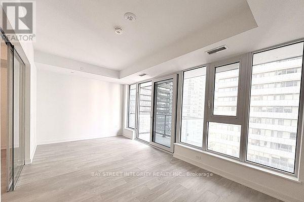 2511 - 634 Church Street, Toronto, Ontario  M4Y 2G3 - Photo 4 - C12991092