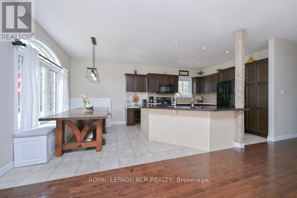 10 Fisher Drive, Adjala-Tosorontio, Ontario  L0M 1J0 - Photo 10 - N12953396