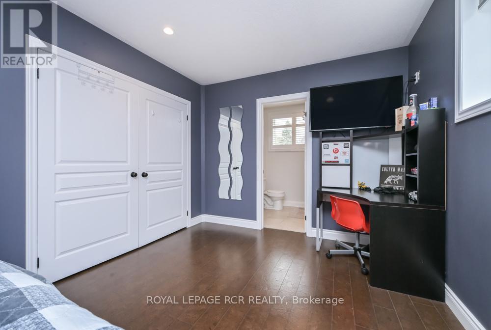 10 Fisher Drive, Adjala-Tosorontio, Ontario  L0M 1J0 - Photo 25 - N12953396