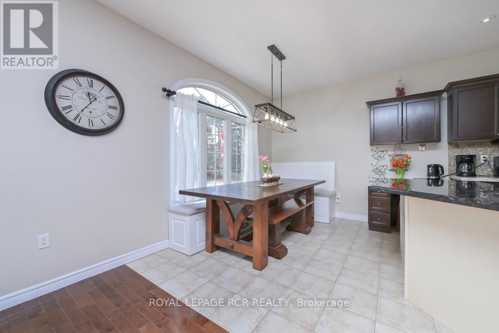 10 Fisher Drive, Adjala-Tosorontio, Ontario  L0M 1J0 - Photo 12 - N12953396