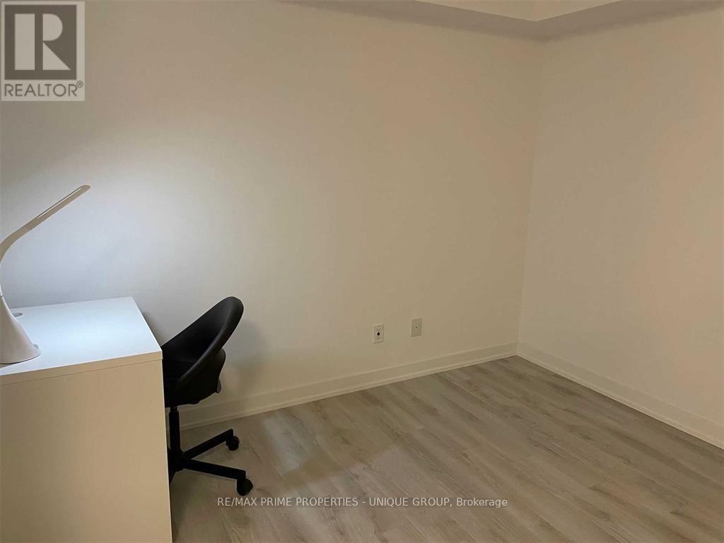 Th 109 - 106 Varna Drive, Toronto, Ontario  M6H 0C8 - Photo 26 - W12981096