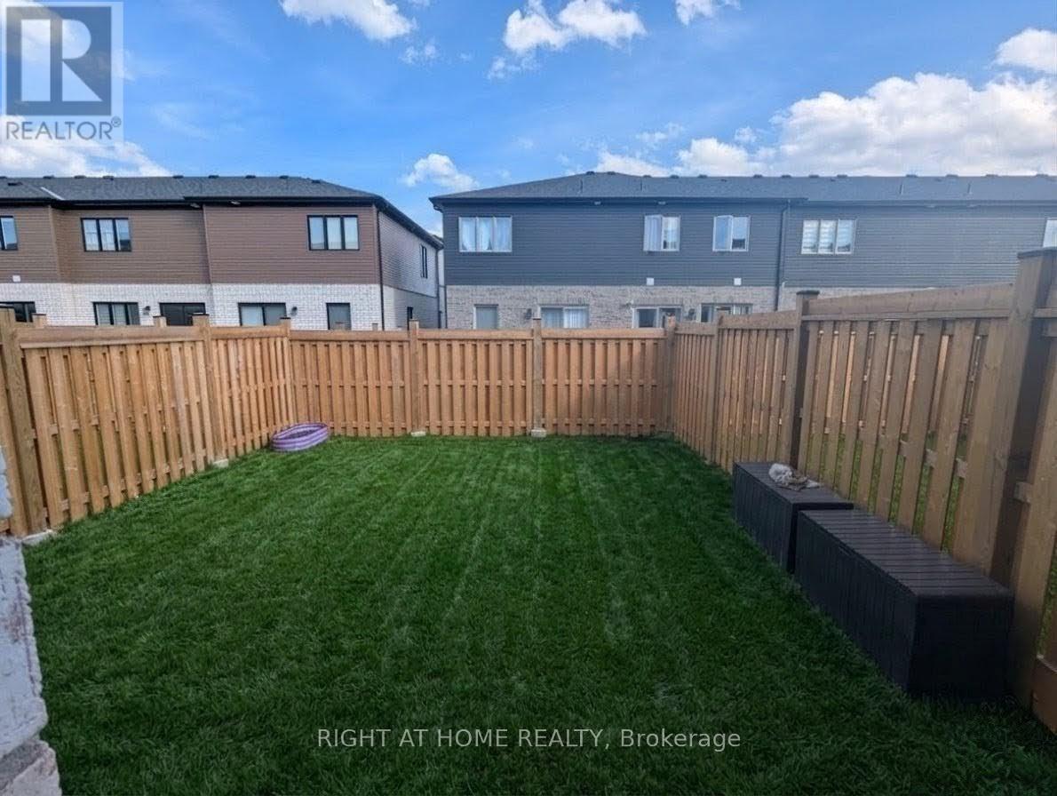 22 Westwood Avenue, Barrie, Ontario  L9J 0M6 - Photo 31 - S12983178