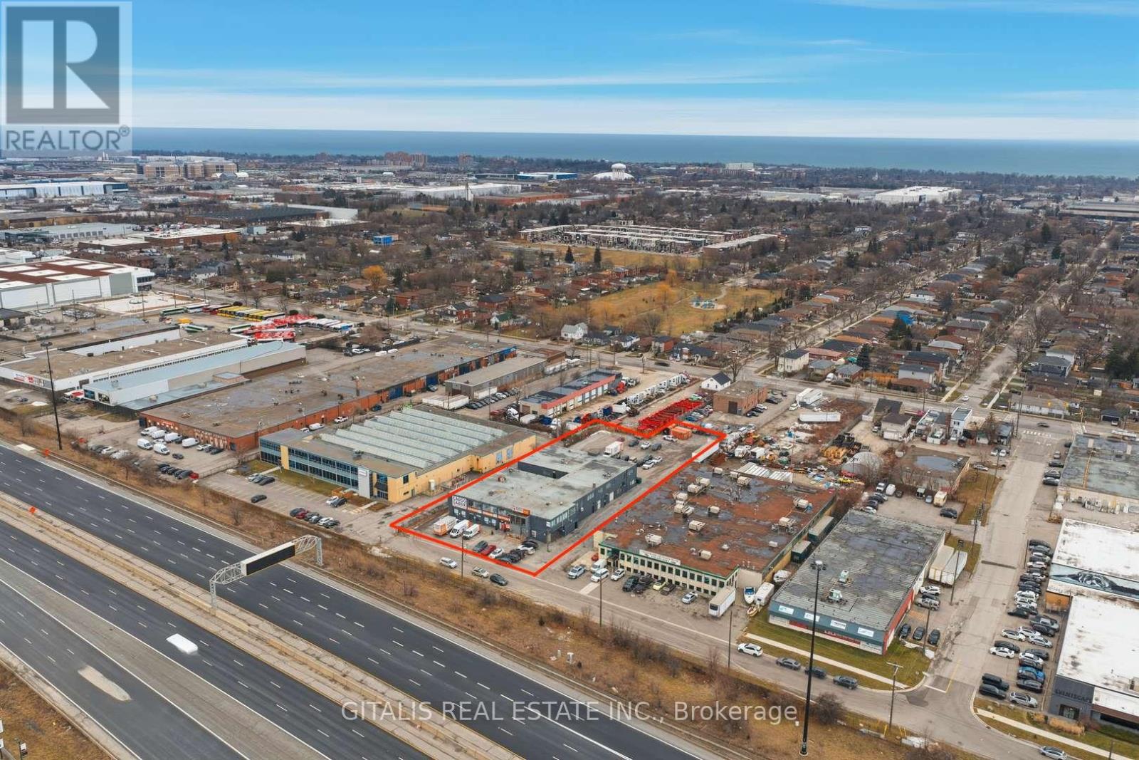 105 Brockhouse Road, Toronto, Ontario  M8W 2W8 - Photo 2 - W12991394