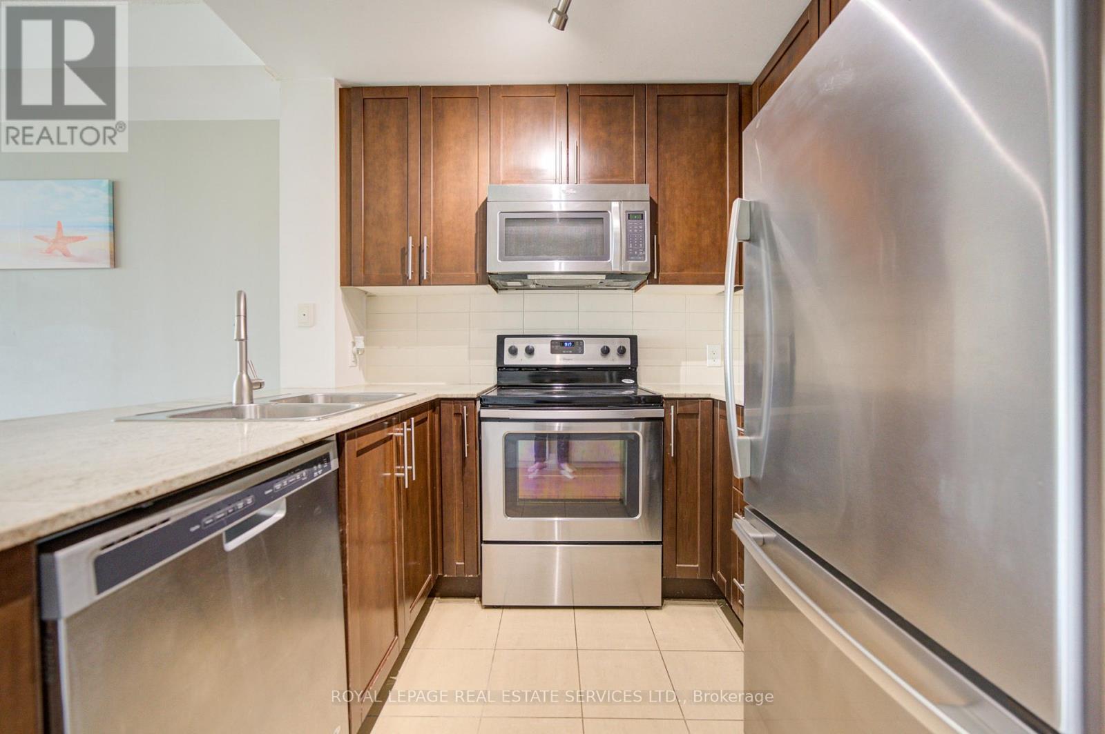 1601 - 3985 Grand Park Drive, Mississauga, Ontario  L5B 0H8 - Photo 14 - W12991856