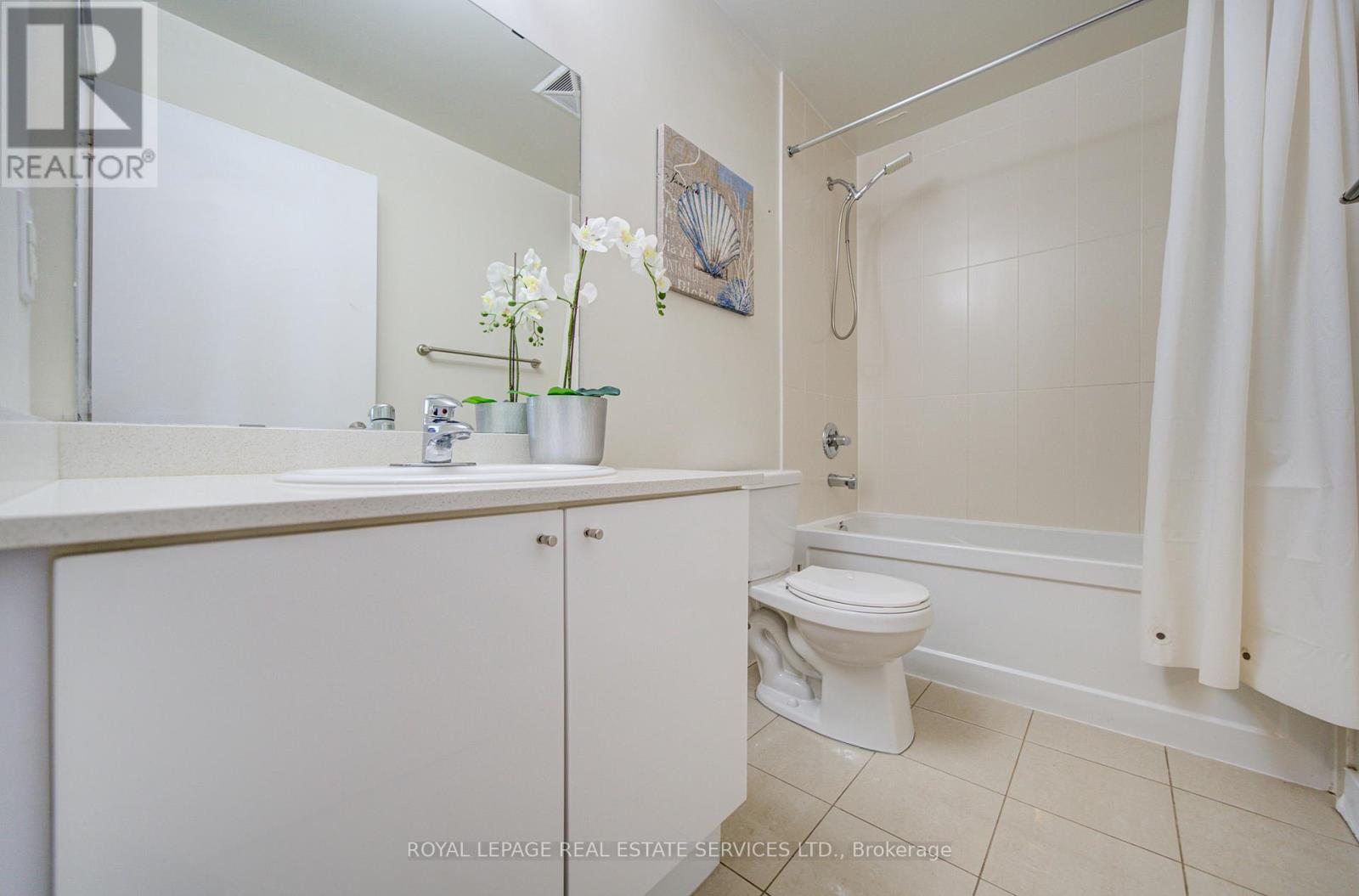 1601 - 3985 Grand Park Drive, Mississauga, Ontario  L5B 0H8 - Photo 19 - W12991856