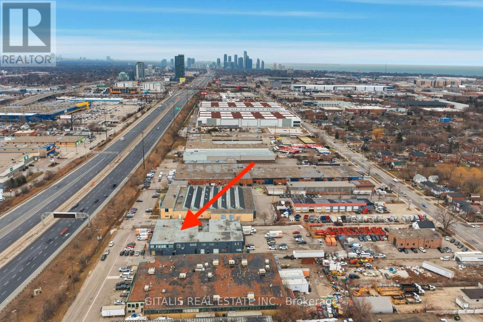 105 Brockhouse Road, Toronto, Ontario  M8W 2W8 - Photo 16 - W12991394