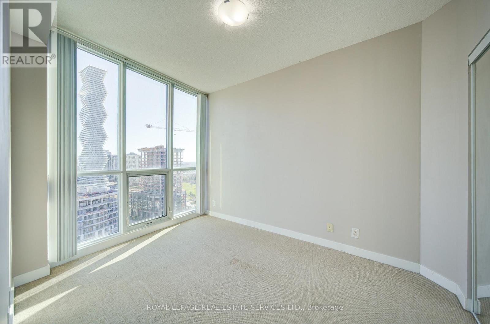 1601 - 3985 Grand Park Drive, Mississauga, Ontario  L5B 0H8 - Photo 6 - W12991856