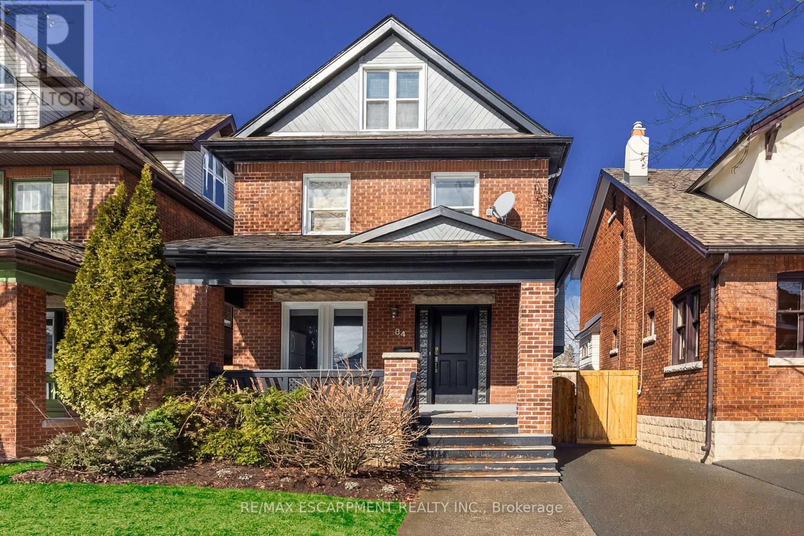 84 SOUTH OVAL, Hamilton, Ontario