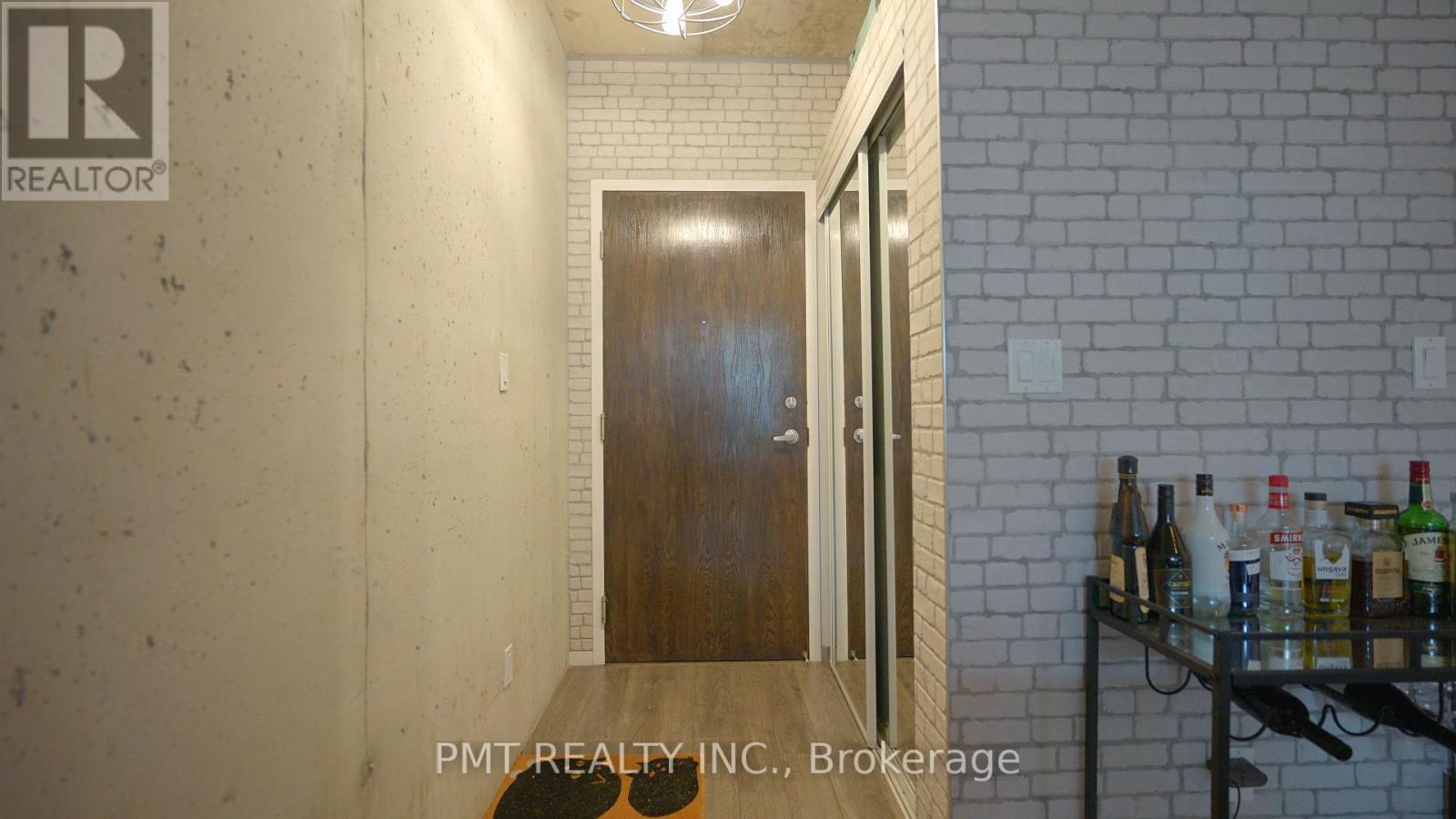 1014 - 150 Sudbury Street, Toronto, Ontario  M6J 3S8 - Photo 2 - C12992100