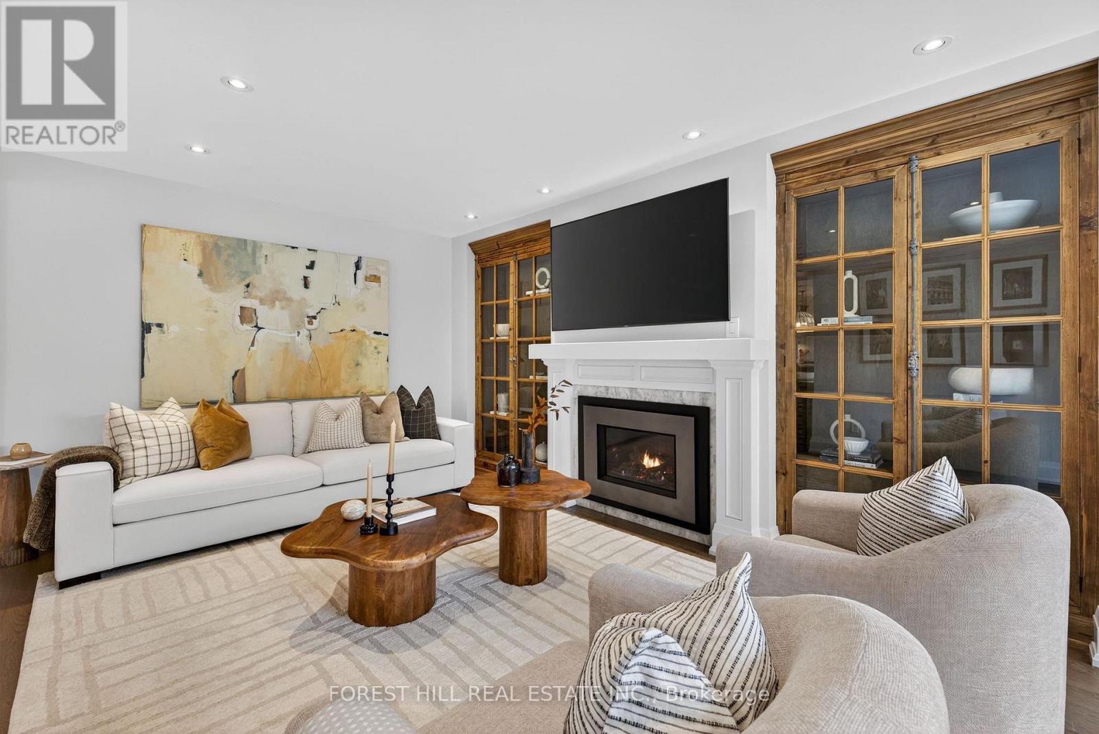 101 BOMBAY AVENUE Toronto (Lansing-Westgate), ON M3H 1C1