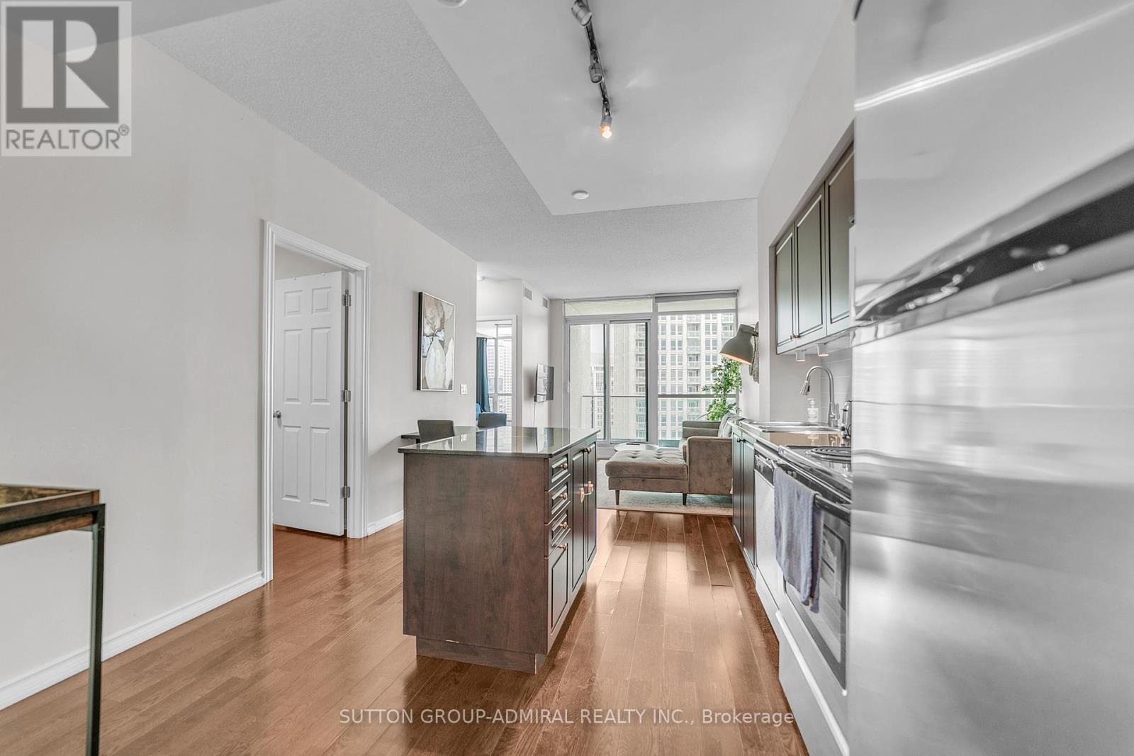 2601 - 215 Fort York Boulevard, Toronto, Ontario  M5V 4A2 - Photo 11 - C12992172