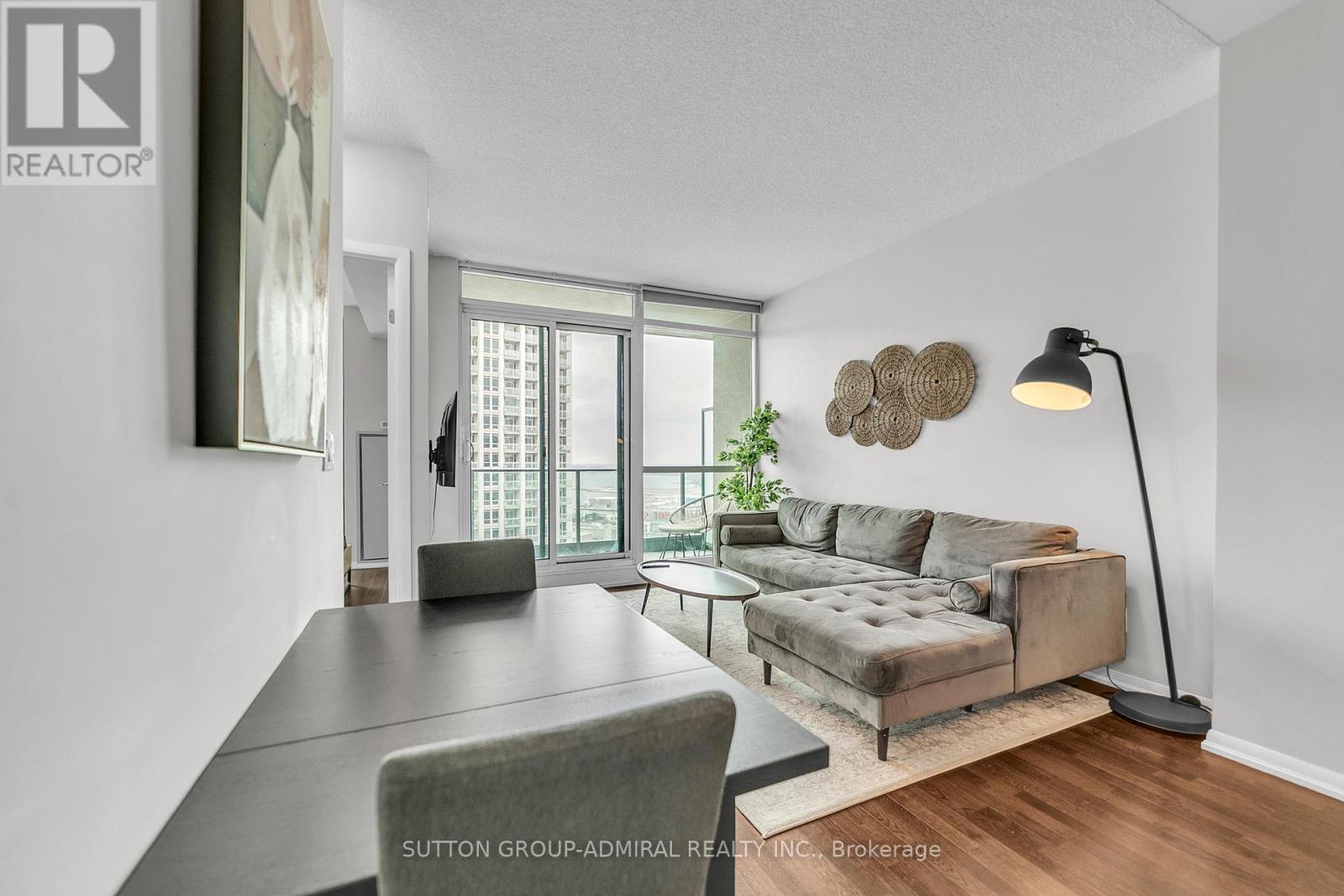 2601 - 215 Fort York Boulevard, Toronto, Ontario  M5V 4A2 - Photo 14 - C12992172