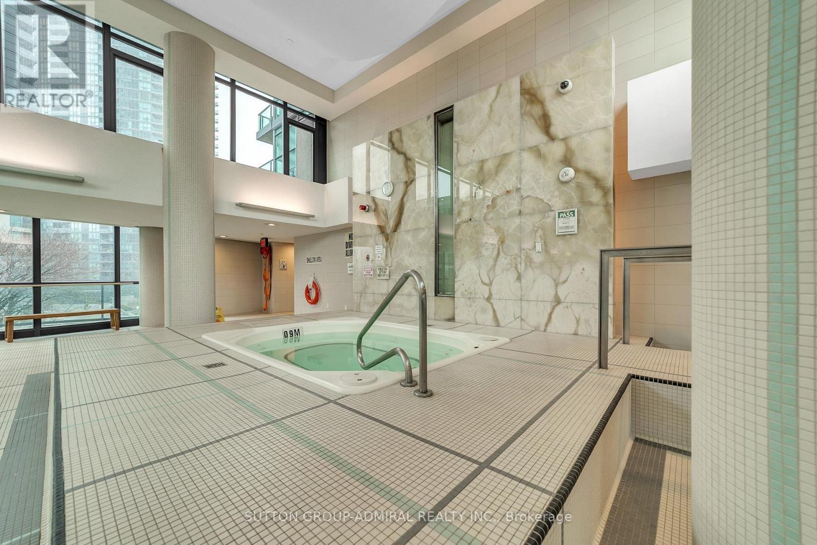 2601 - 215 Fort York Boulevard, Toronto, Ontario  M5V 4A2 - Photo 42 - C12992172