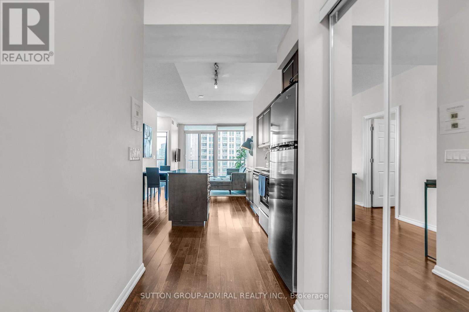 2601 - 215 Fort York Boulevard, Toronto, Ontario  M5V 4A2 - Photo 7 - C12992172