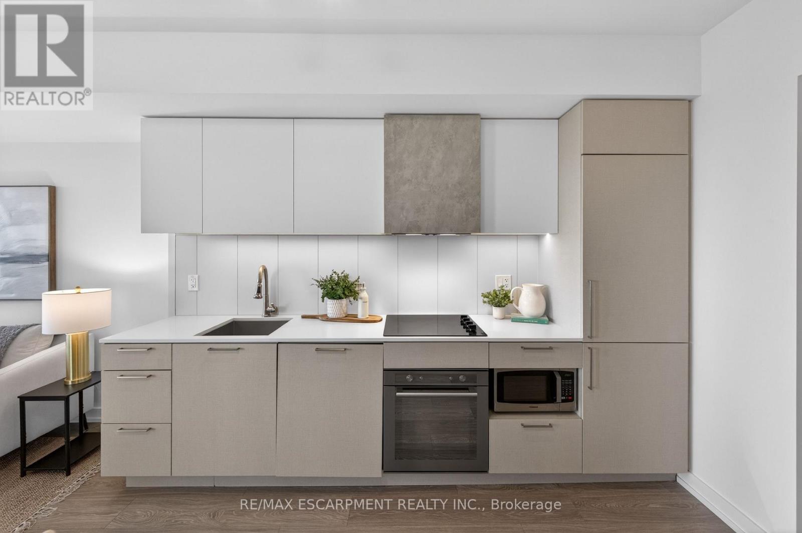 3108 - 19 Western Battery Road, Toronto, Ontario  M6K 0E3 - Photo 12 - C12992222