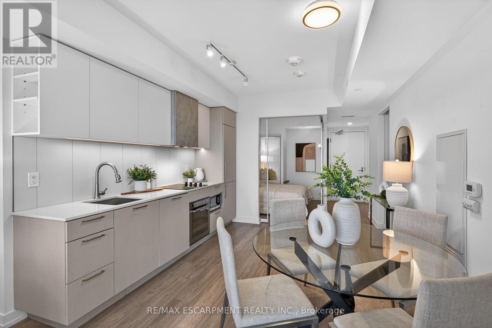 3108 - 19 Western Battery Road, Toronto, Ontario  M6K 0E3 - Photo 13 - C12992222