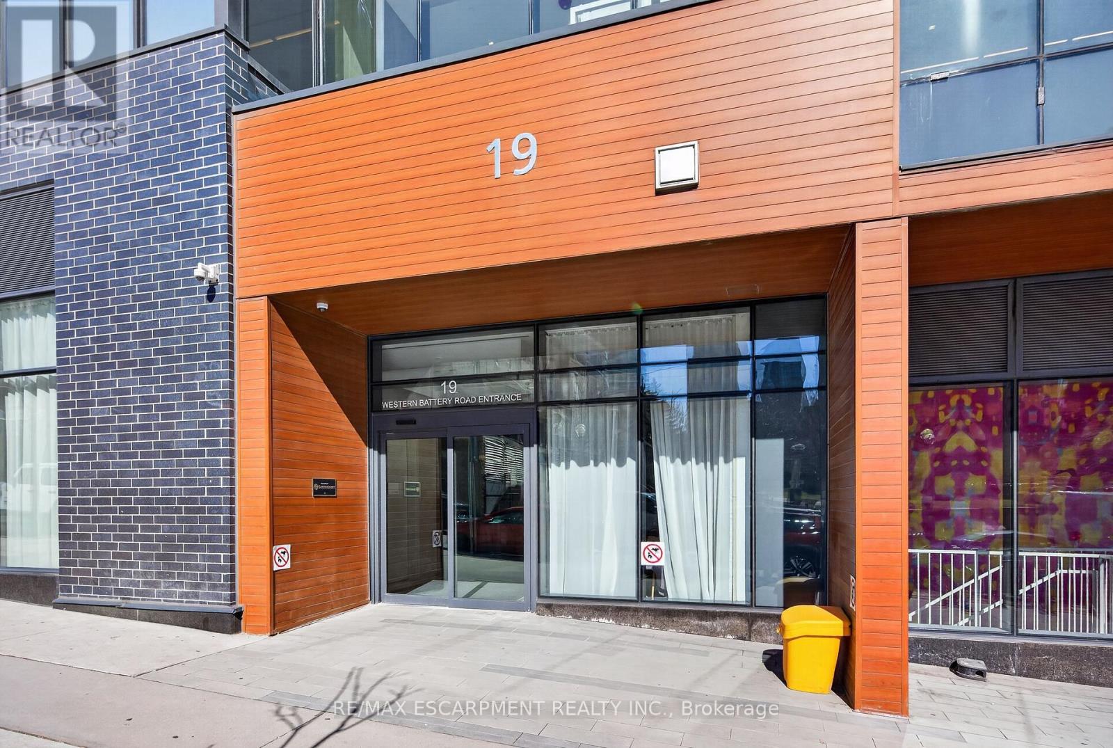 3108 - 19 Western Battery Road, Toronto, Ontario  M6K 0E3 - Photo 4 - C12992222