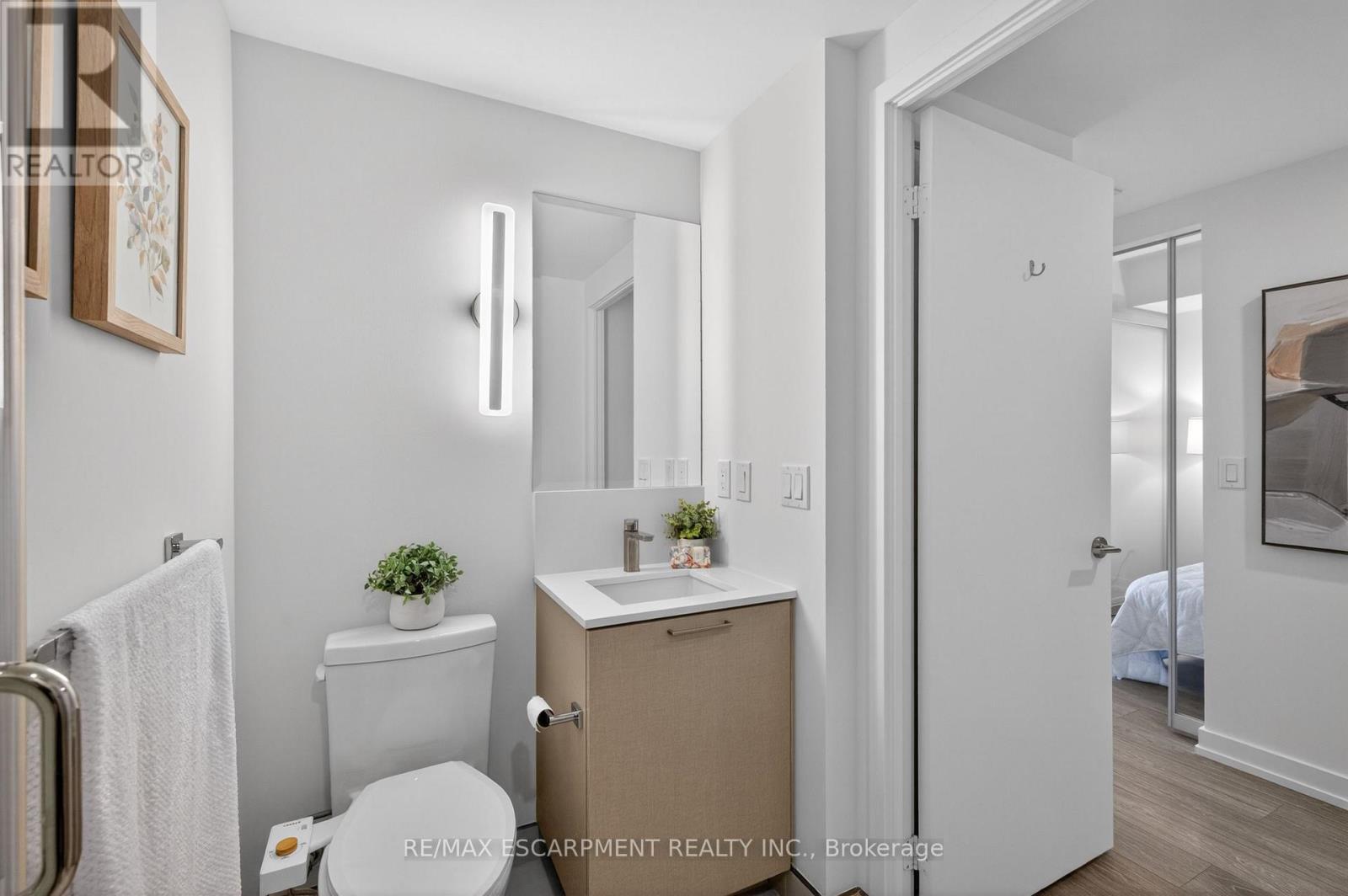 3108 - 19 Western Battery Road, Toronto, Ontario  M6K 0E3 - Photo 6 - C12992222