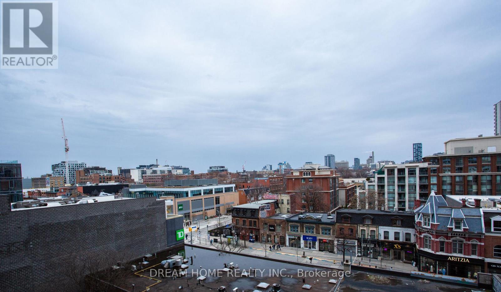 816 - 330 Richmond Street W, Toronto, Ontario  M5V 1X2 - Photo 18 - C12992228