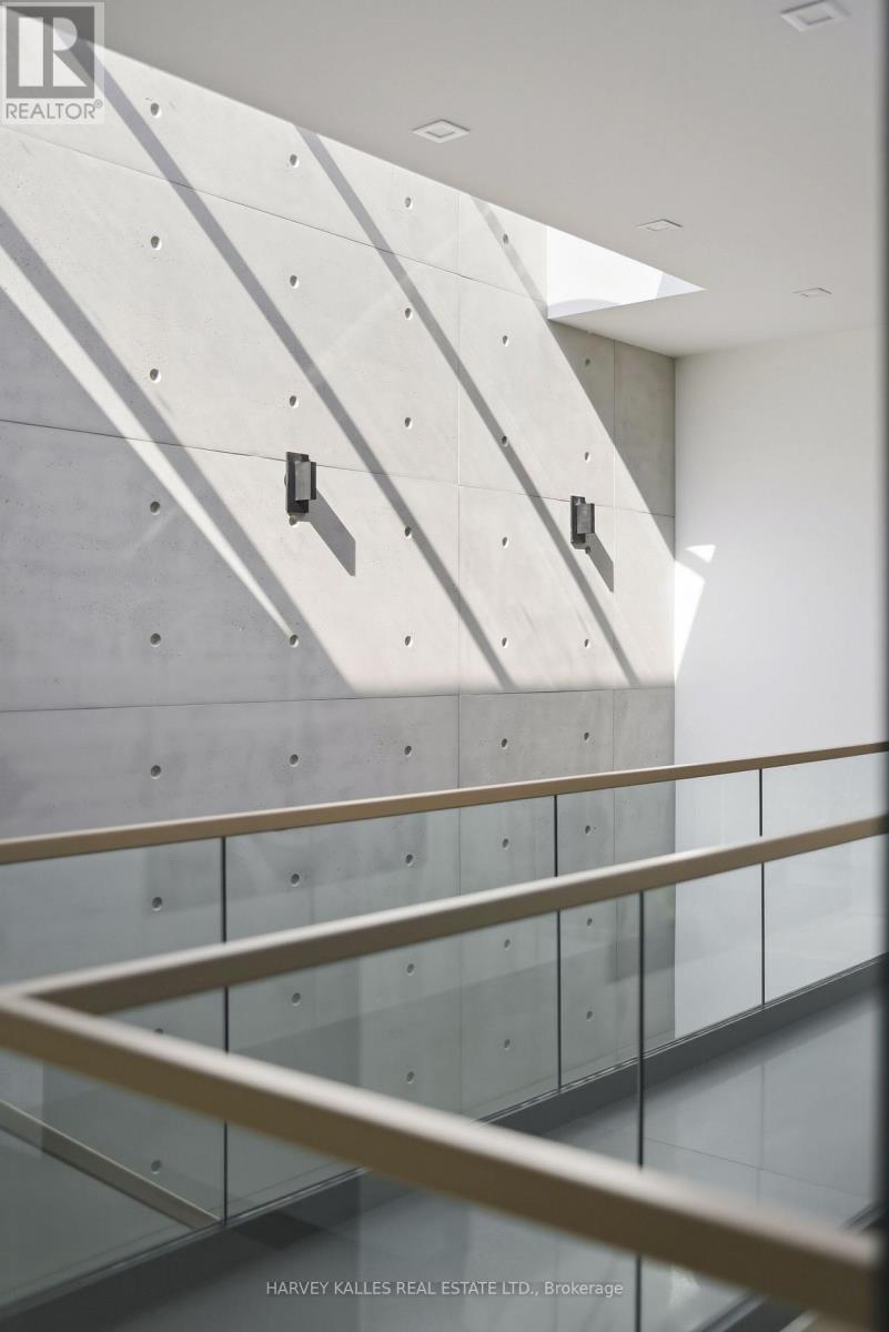 12 Winton Road, Toronto, Ontario  M4N 3E3 - Photo 22 - C12992250