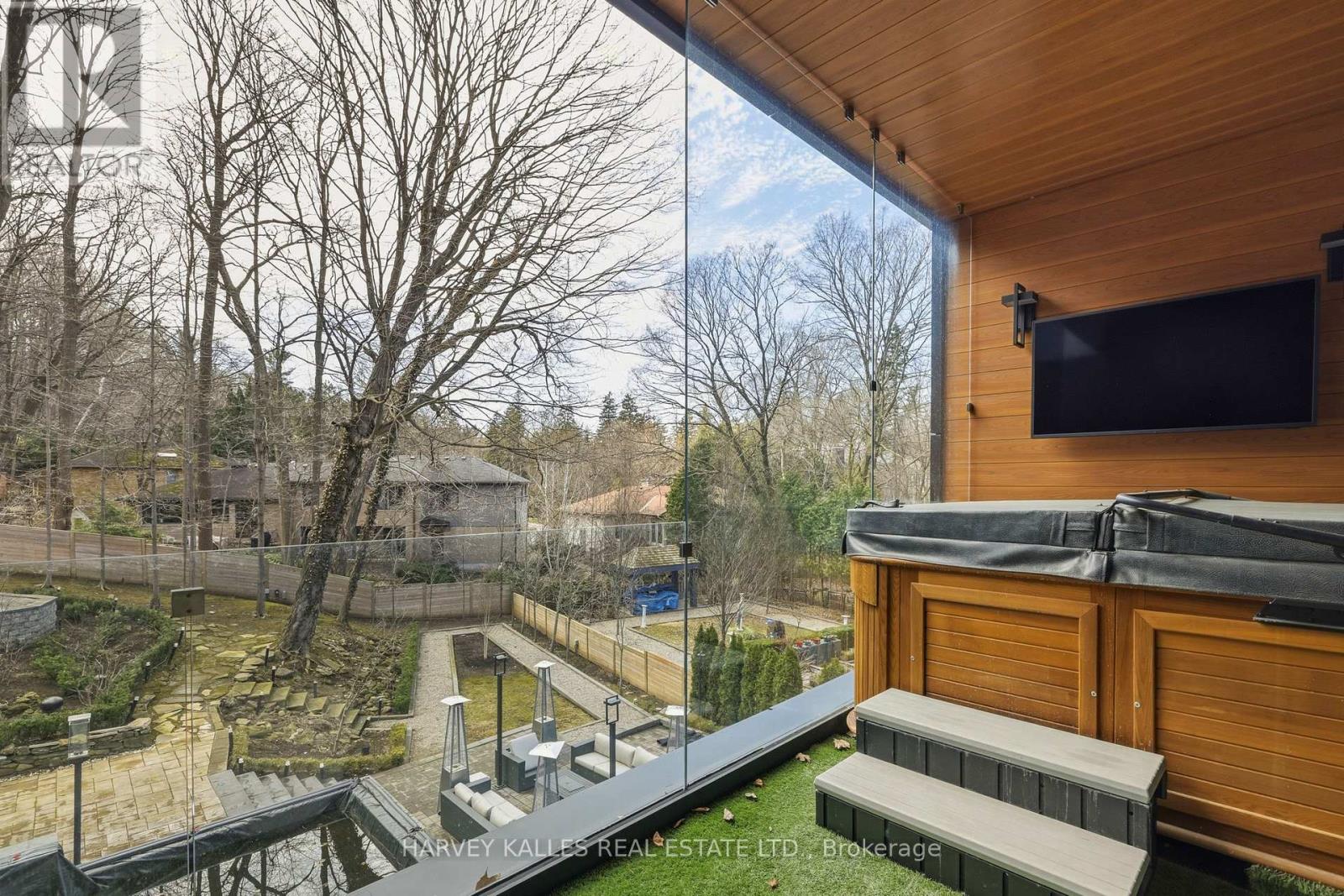 12 Winton Road, Toronto, Ontario  M4N 3E3 - Photo 31 - C12992250