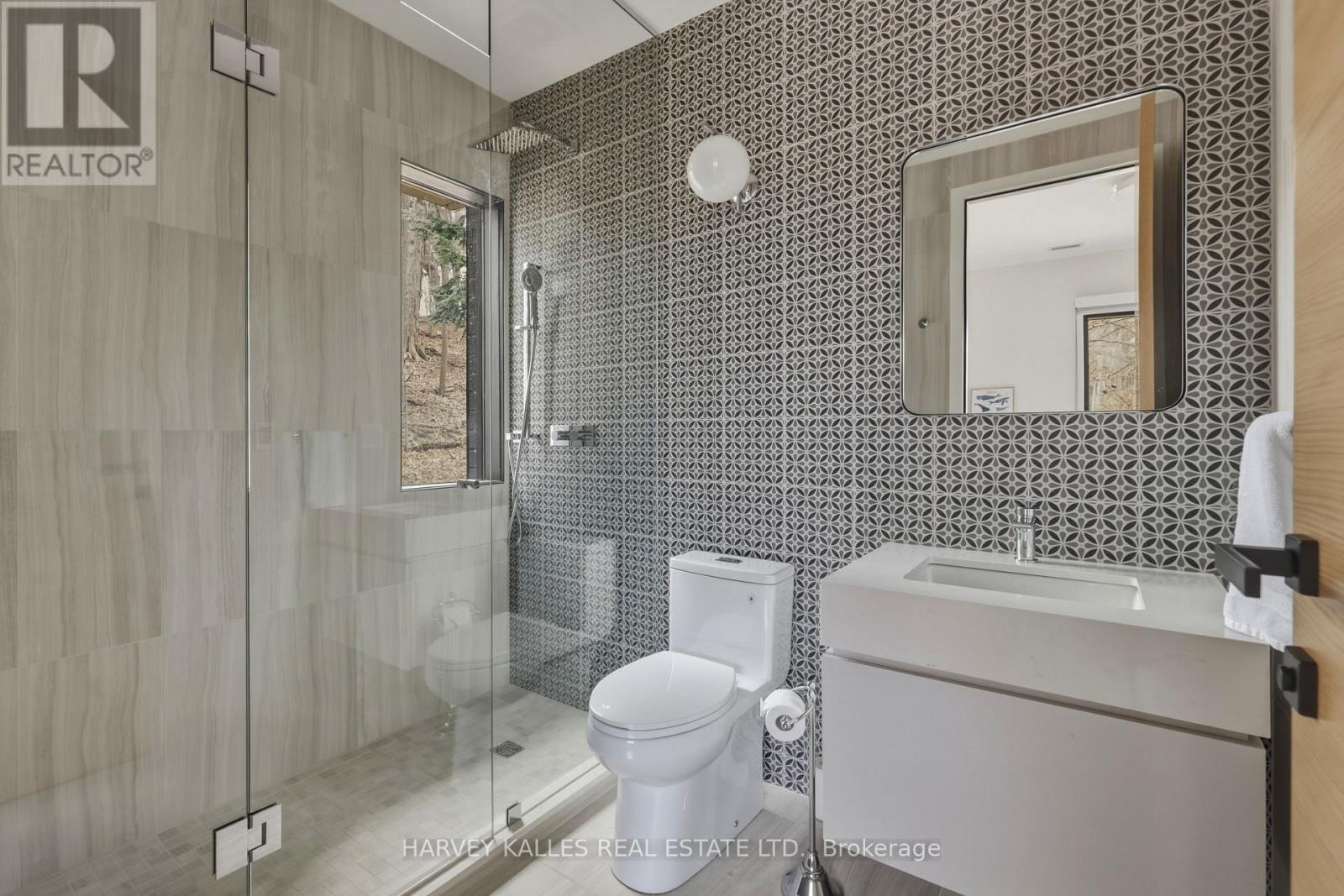 12 Winton Road, Toronto, Ontario  M4N 3E3 - Photo 35 - C12992250