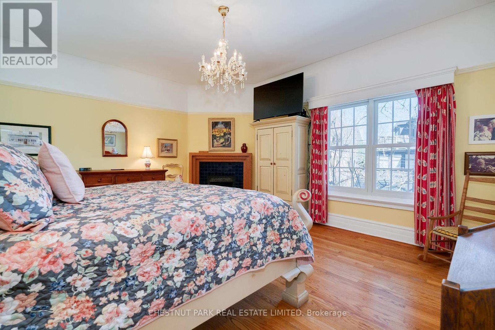 56 Poplar Plains Road, Toronto, Ontario  M4V 2M8 - Photo 20 - C12992276