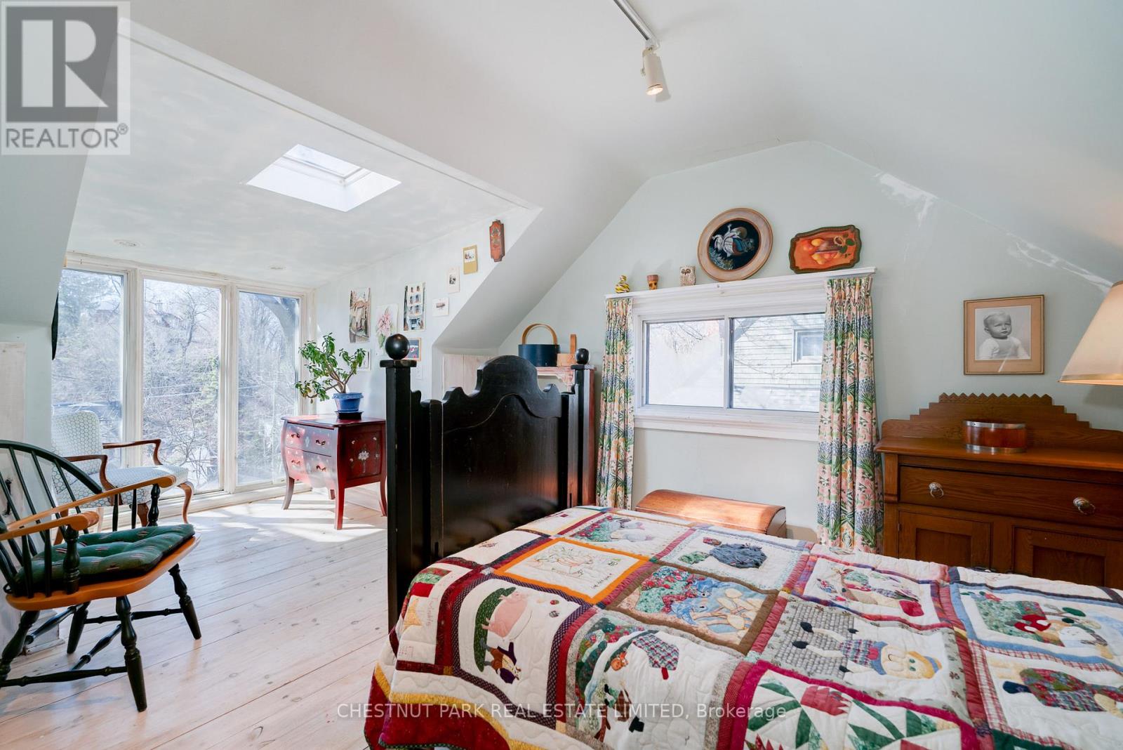 56 Poplar Plains Road, Toronto, Ontario  M4V 2M8 - Photo 30 - C12992276