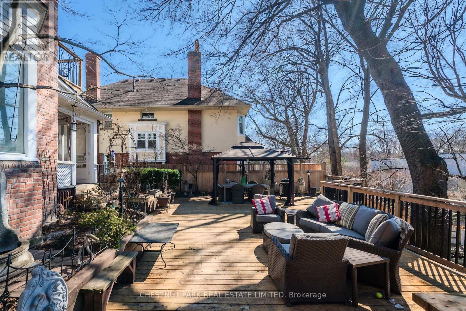 56 Poplar Plains Road, Toronto, Ontario  M4V 2M8 - Photo 40 - C12992276