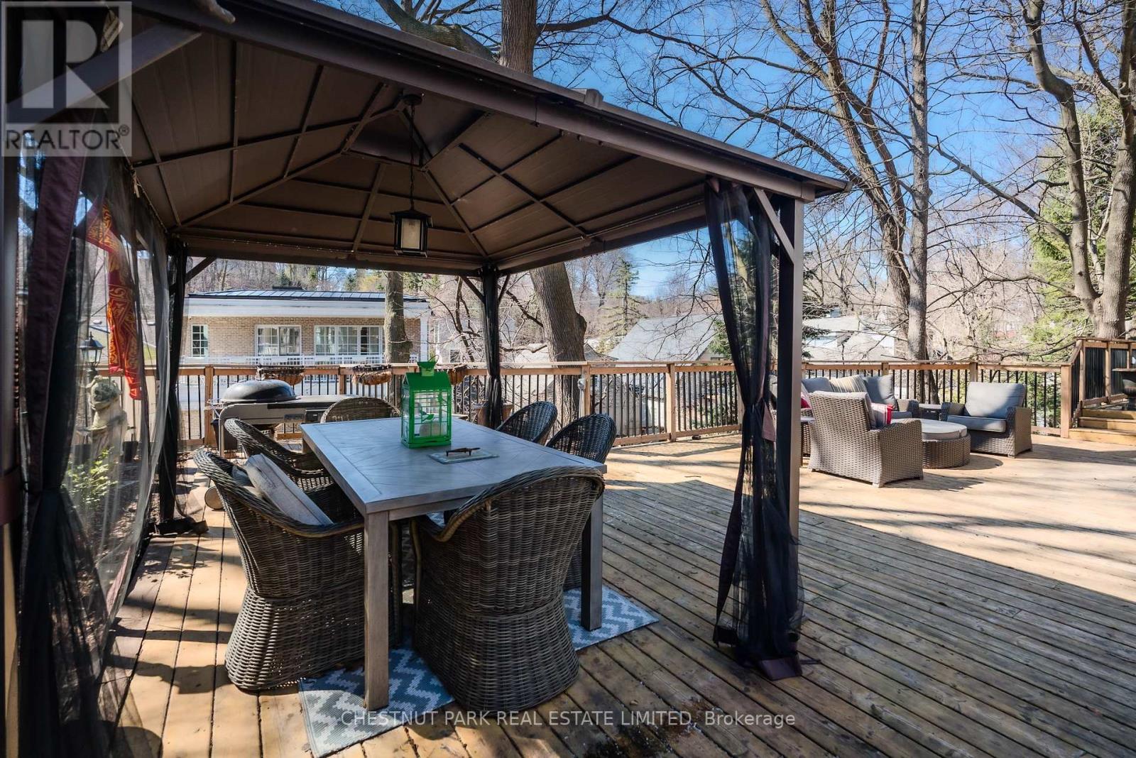 56 Poplar Plains Road, Toronto, Ontario  M4V 2M8 - Photo 43 - C12992276