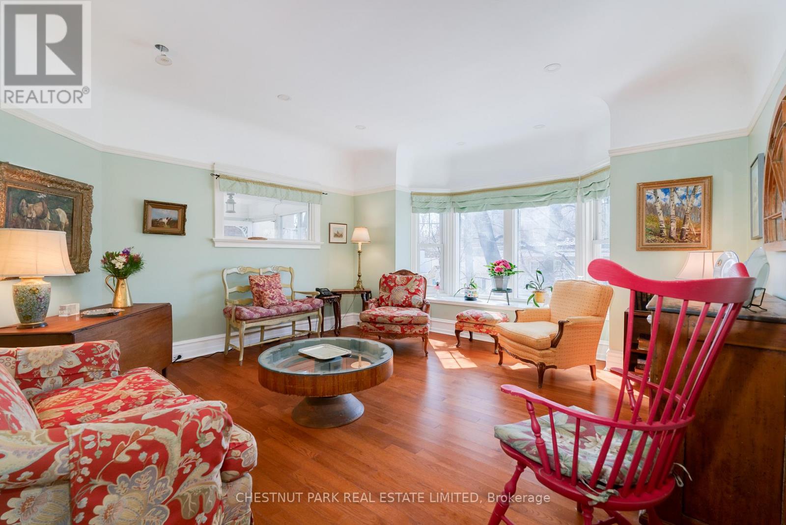 56 Poplar Plains Road, Toronto, Ontario  M4V 2M8 - Photo 6 - C12992276