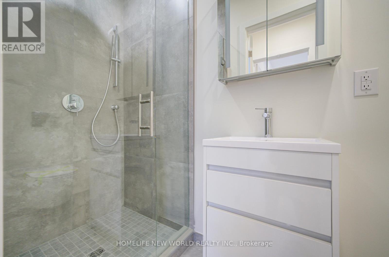 Unit 2 - 78 Gladstone Avenue, Toronto, Ontario  M6J 3K8 - Photo 11 - C12992320