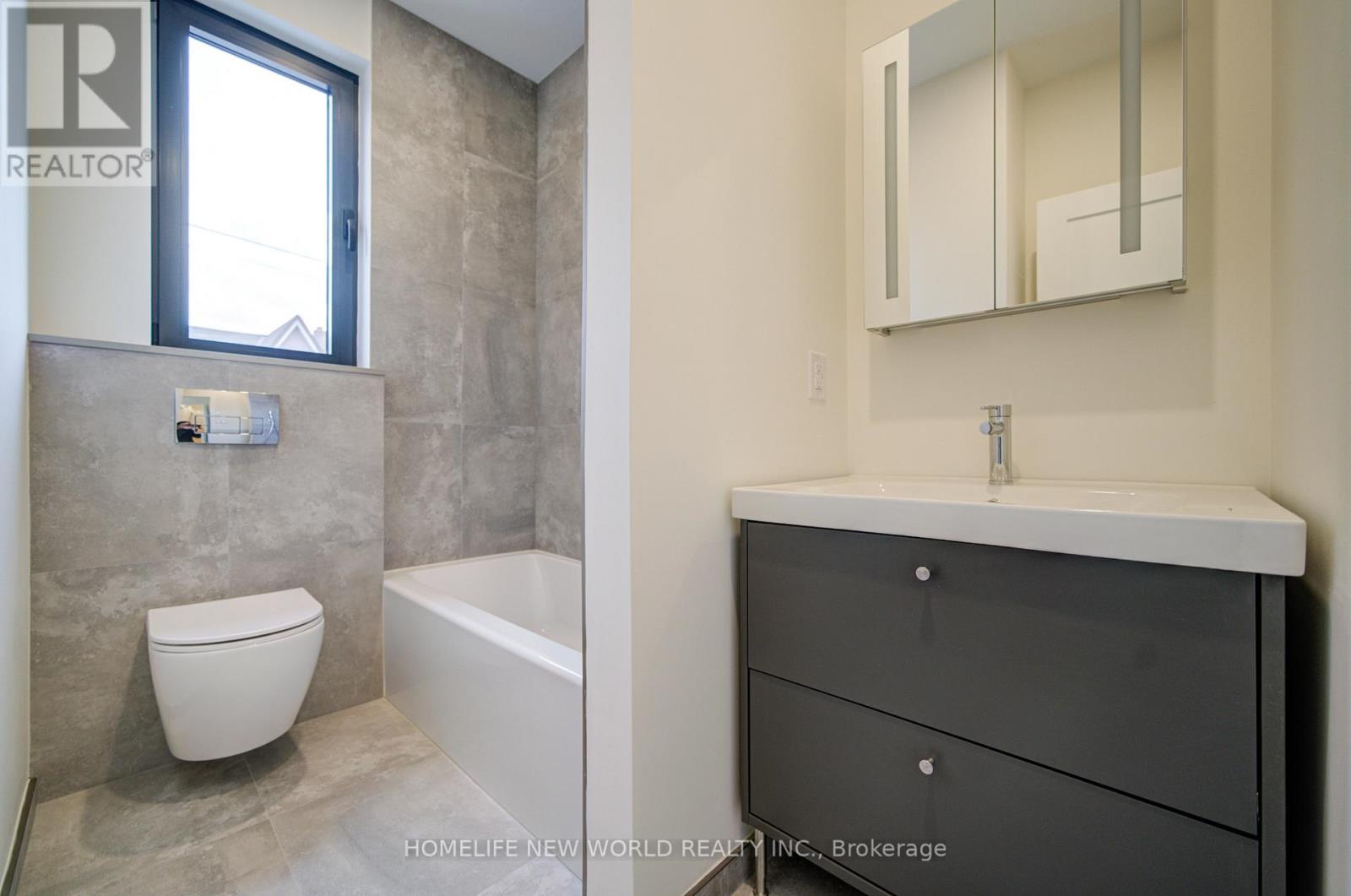 Unit 2 - 78 Gladstone Avenue, Toronto, Ontario  M6J 3K8 - Photo 12 - C12992320