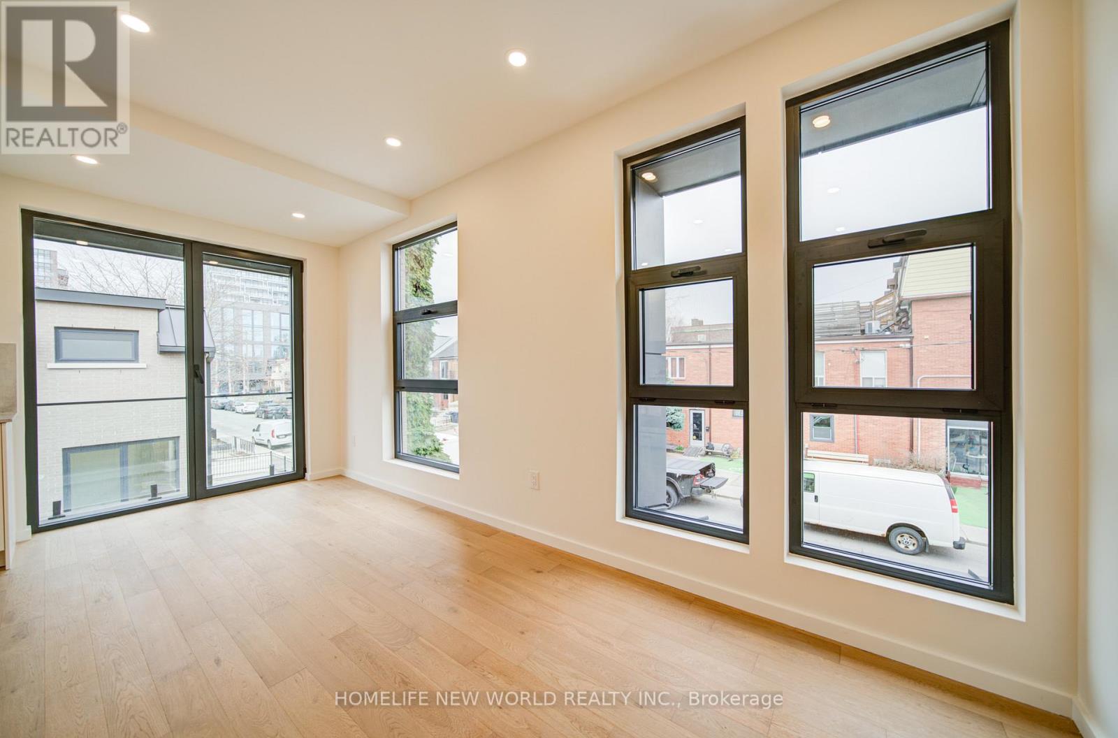 Unit 2 - 78 Gladstone Avenue, Toronto, Ontario  M6J 3K8 - Photo 4 - C12992320