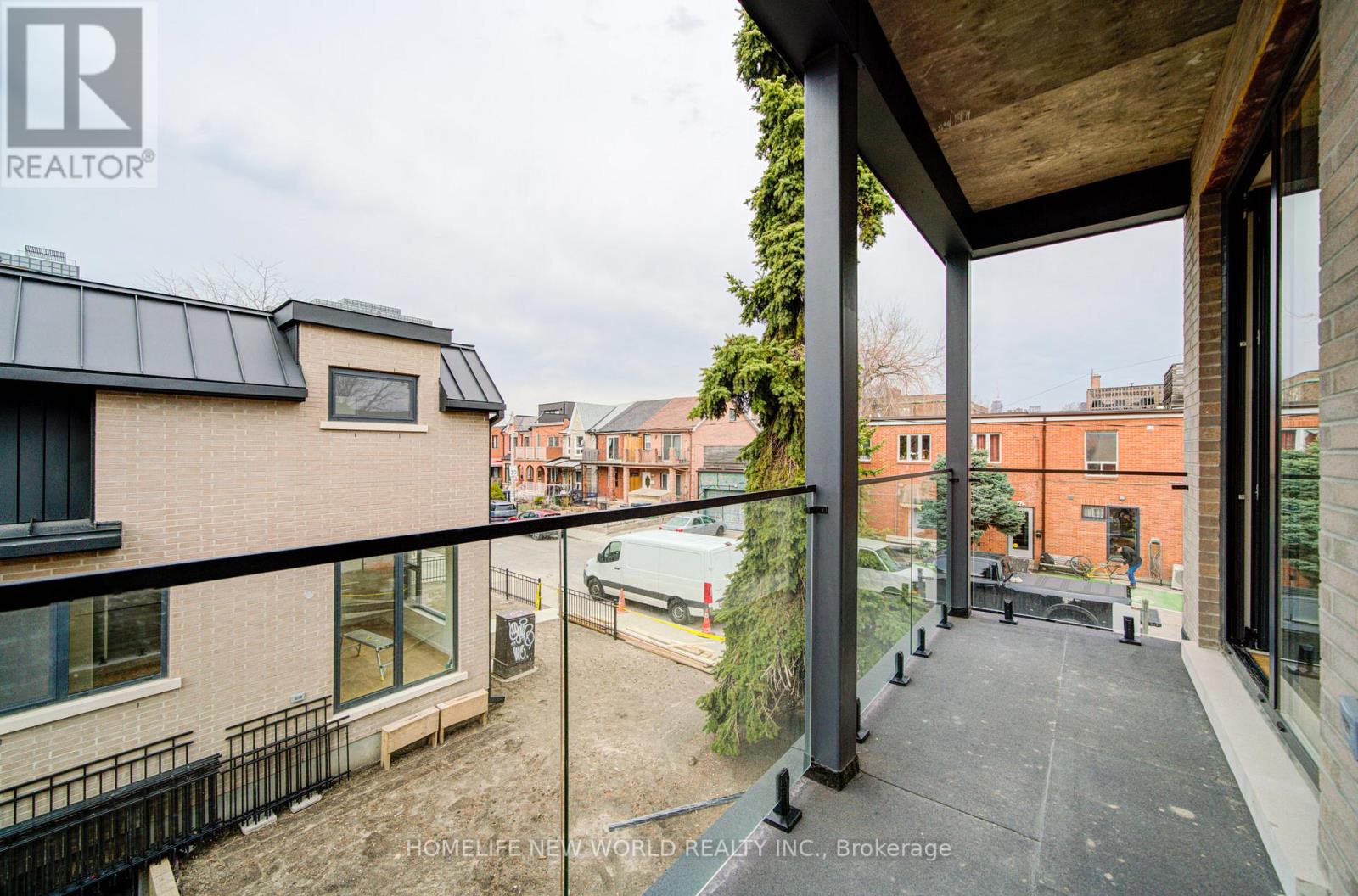 Unit 2 - 78 Gladstone Avenue, Toronto, Ontario  M6J 3K8 - Photo 7 - C12992320