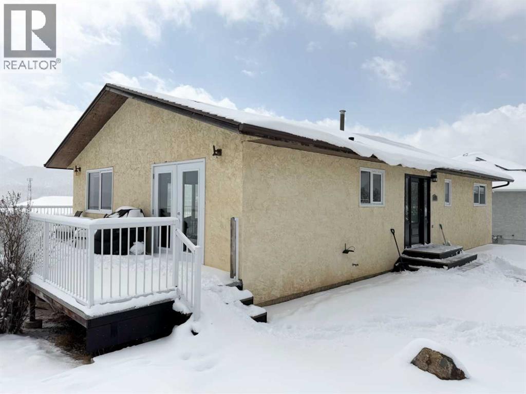 8142 26 Avenue, Coleman, Alberta  T0K 0M0 - Photo 3 - A2297689