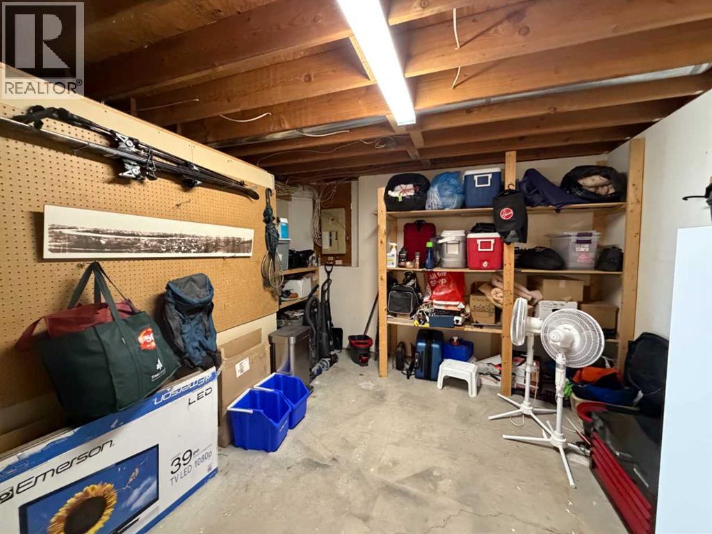 8142 26 Avenue, Coleman, Alberta  T0K 0M0 - Photo 33 - A2297689