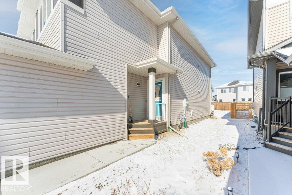 1323 South Creek Li, Stony Plain, Alberta  T7Z 0K6 - Photo 3 - E4477577