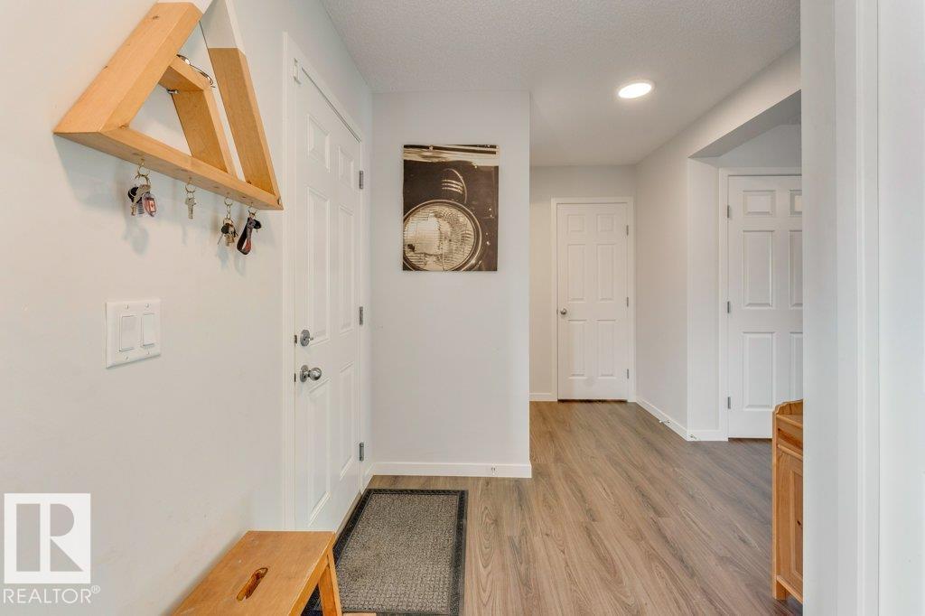 1323 South Creek Li, Stony Plain, Alberta  T7Z 0K6 - Photo 4 - E4477577