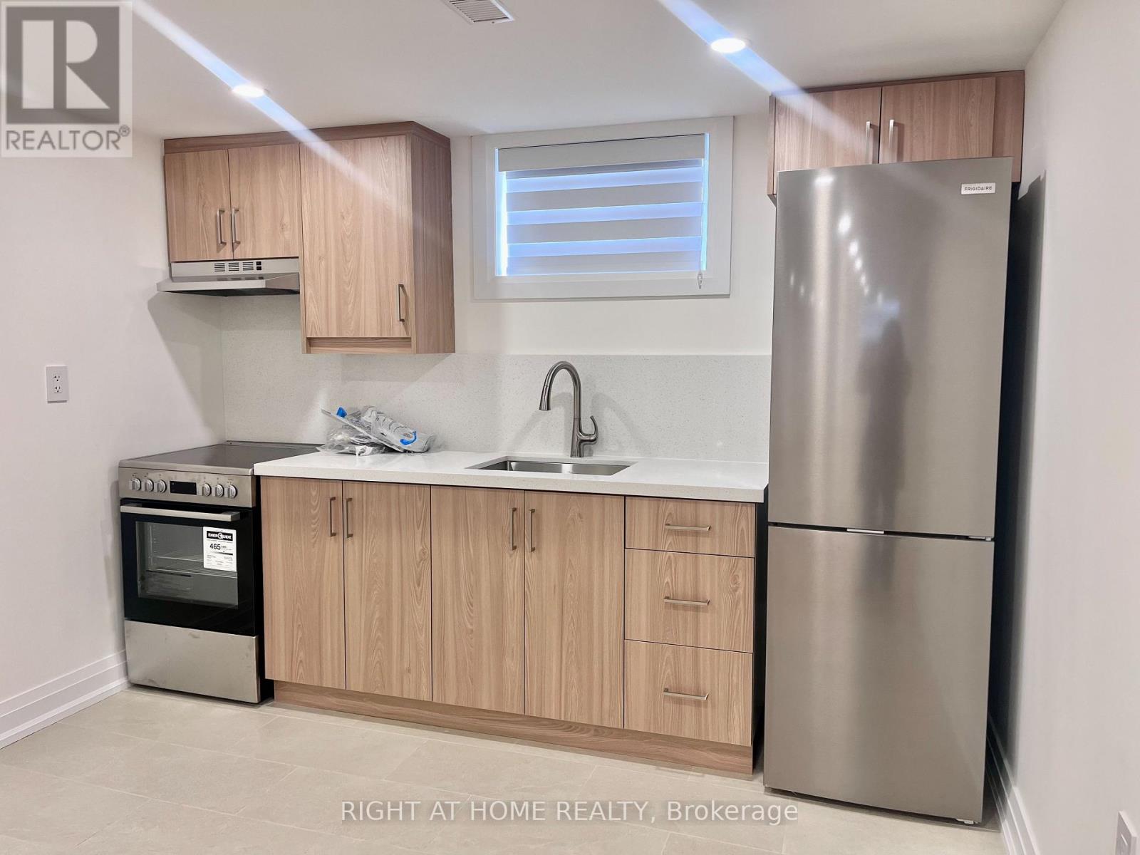 22 Frolick Crescent, Toronto, Ontario  M1G 3E7 - Photo 18 - E12992088