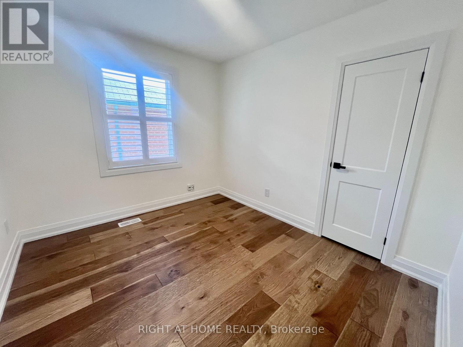 22 Frolick Crescent, Toronto, Ontario  M1G 3E7 - Photo 8 - E12992088