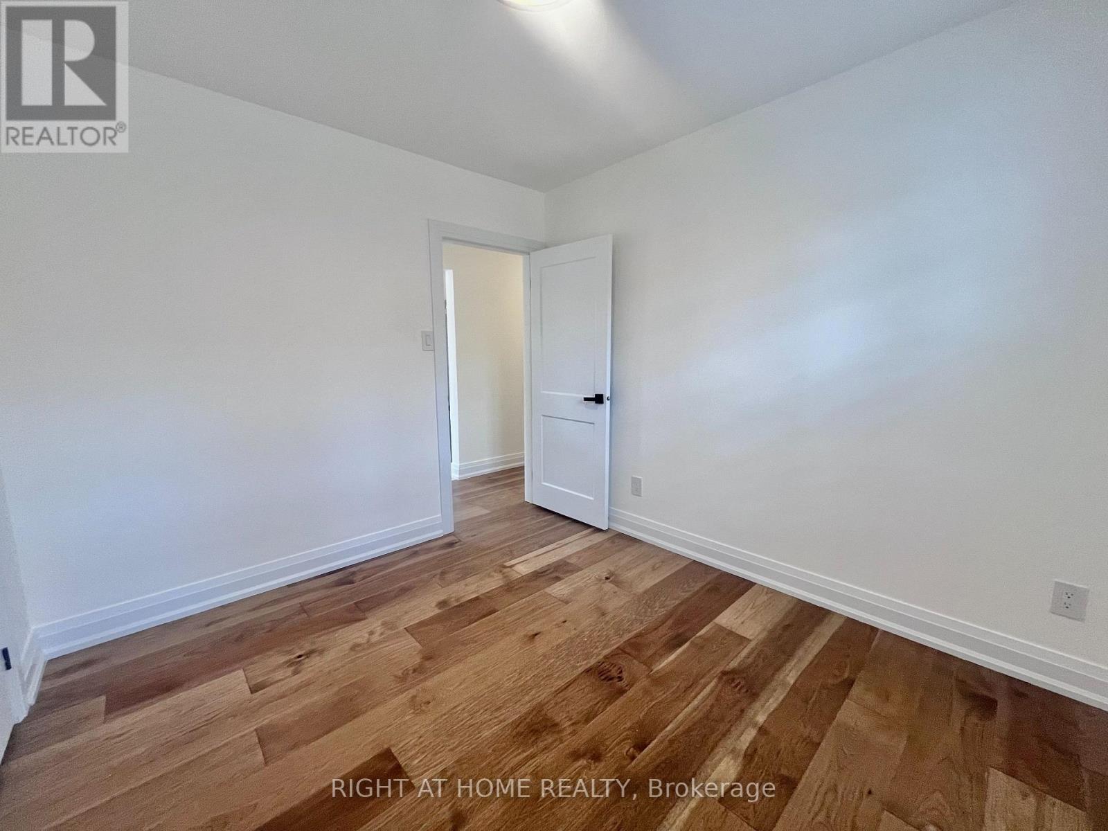 22 Frolick Crescent, Toronto, Ontario  M1G 3E7 - Photo 9 - E12992088