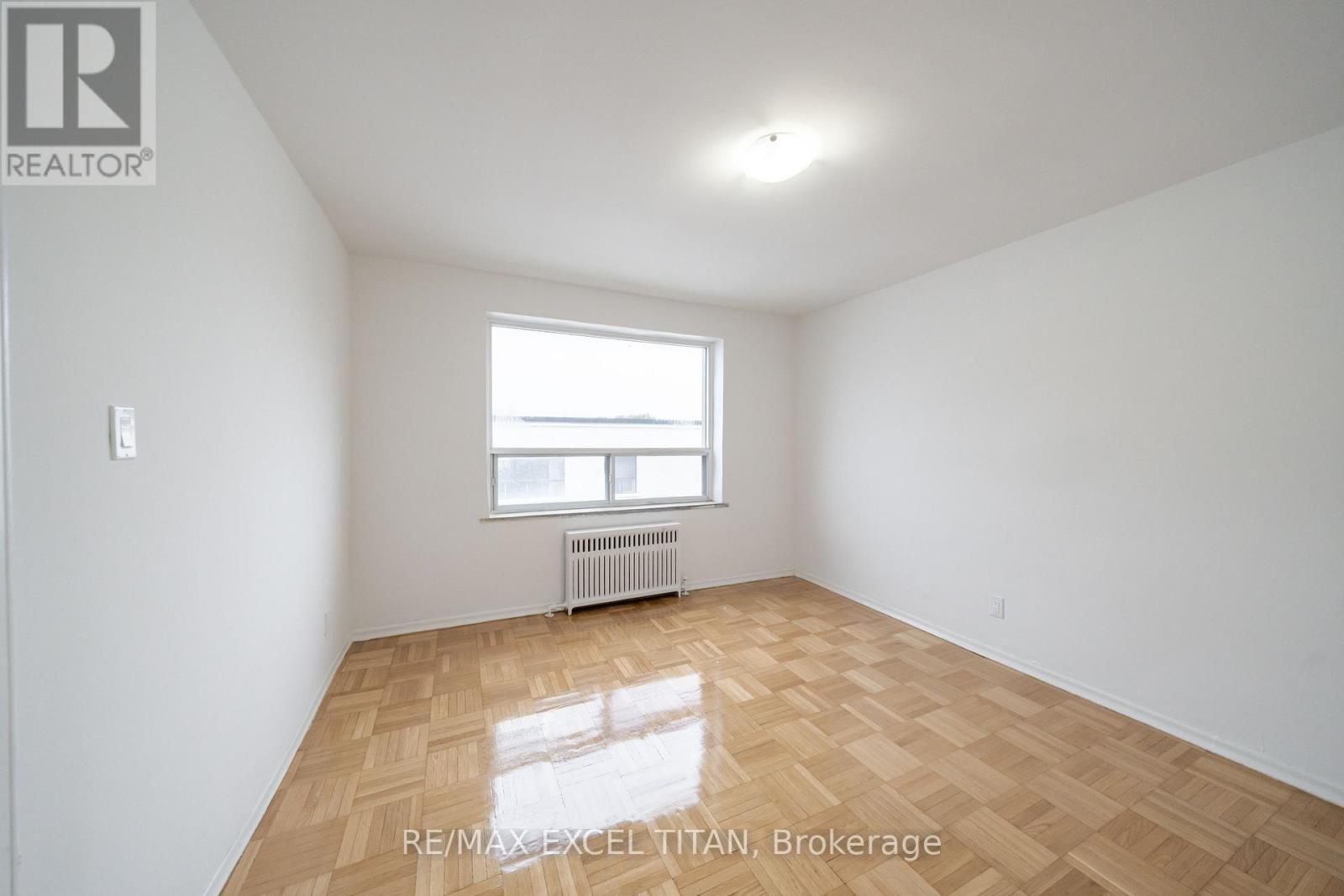 9 - 156 Kingston Road, Toronto, Ontario  M4L 1T1 - Photo 4 - E12992132