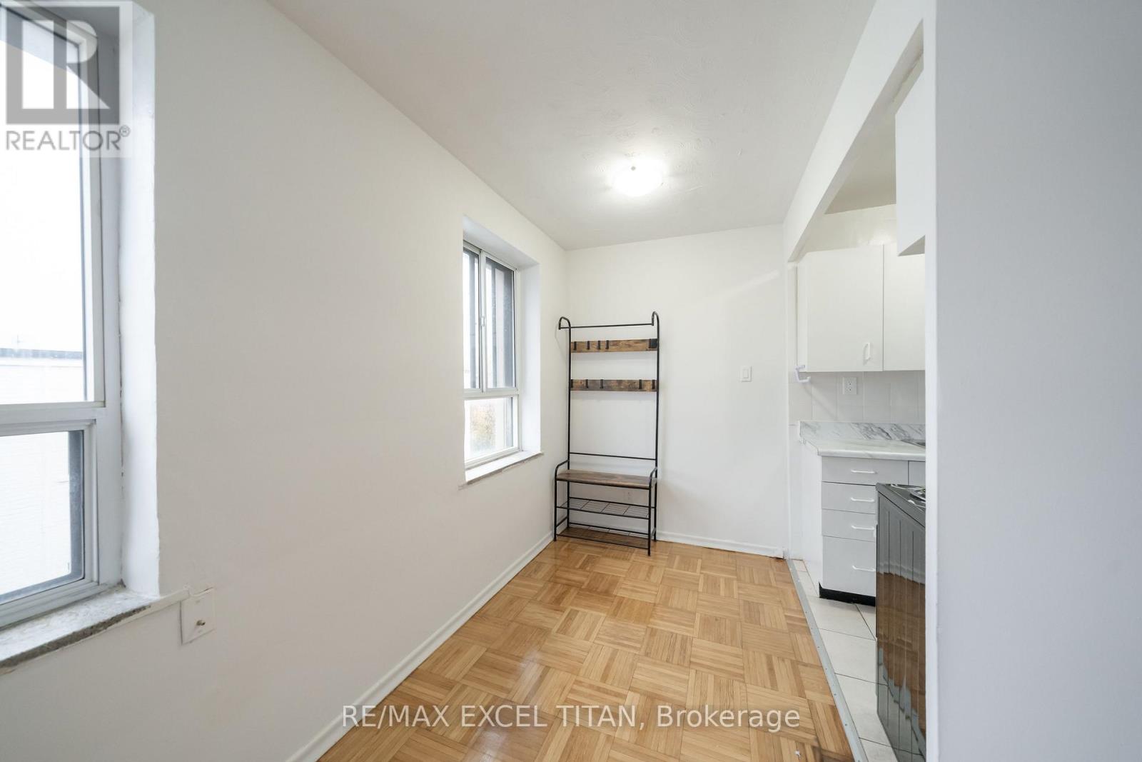 9 - 156 Kingston Road, Toronto, Ontario  M4L 1T1 - Photo 6 - E12992132