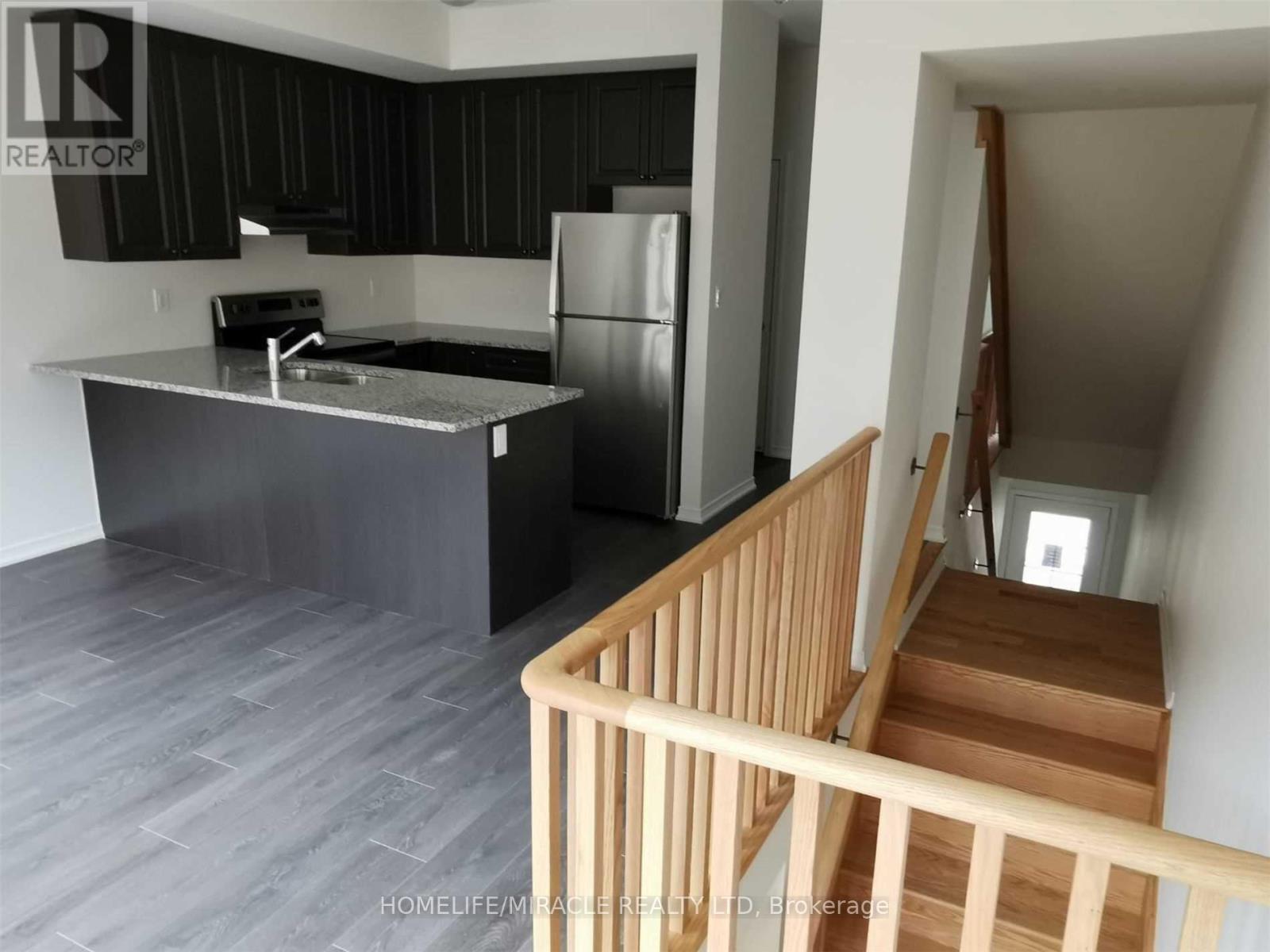 2559 Barbarolli Path, Oshawa, Ontario  L1L 0P9 - Photo 7 - E12992134