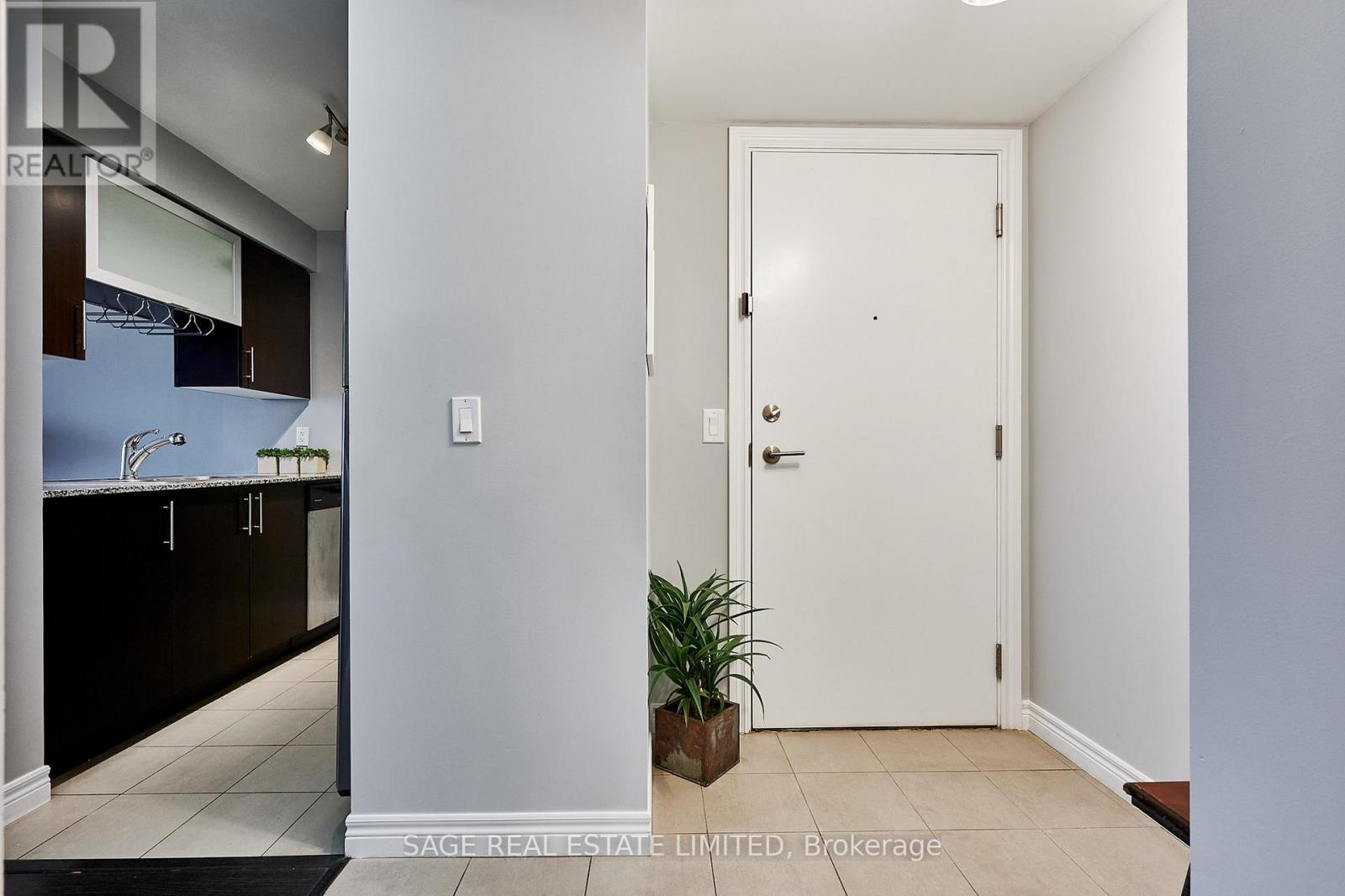 2201 - 50 Town Centre Court, Toronto, Ontario  M1P 0A9 - Photo 12 - E12992152