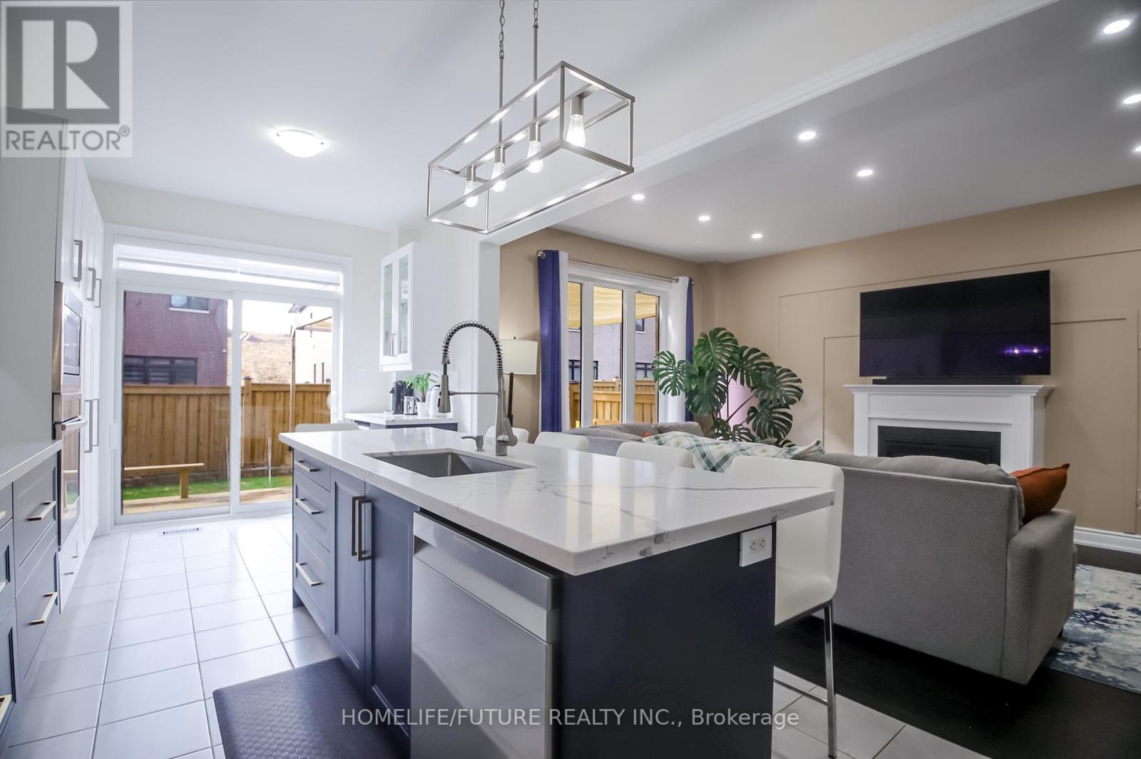 27 Ogston Crescent, Whitby, Ontario  L1P 0H3 - Photo 37 - E12992196