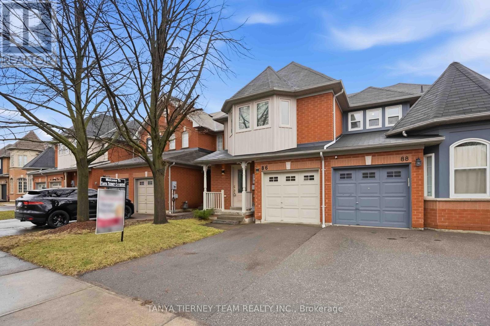 86 Zachary Place, Whitby, Ontario  L1M 1E2 - Photo 2 - E12992300