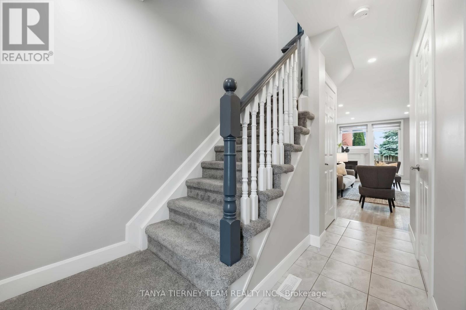 86 Zachary Place, Whitby, Ontario  L1M 1E2 - Photo 24 - E12992300